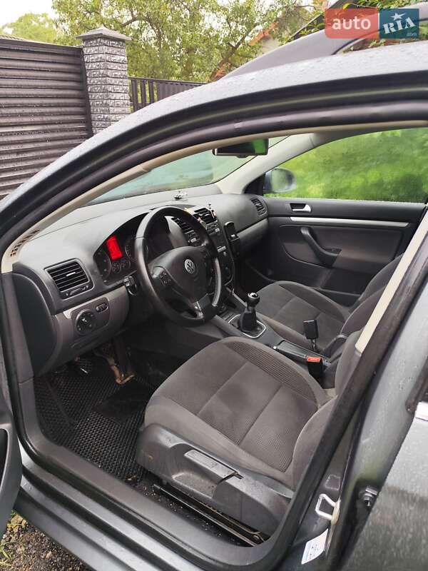 Универсал Volkswagen Golf 2008 в Рожнятове