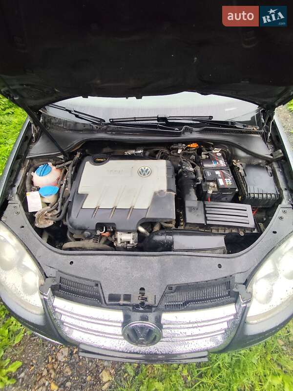 Универсал Volkswagen Golf 2008 в Рожнятове