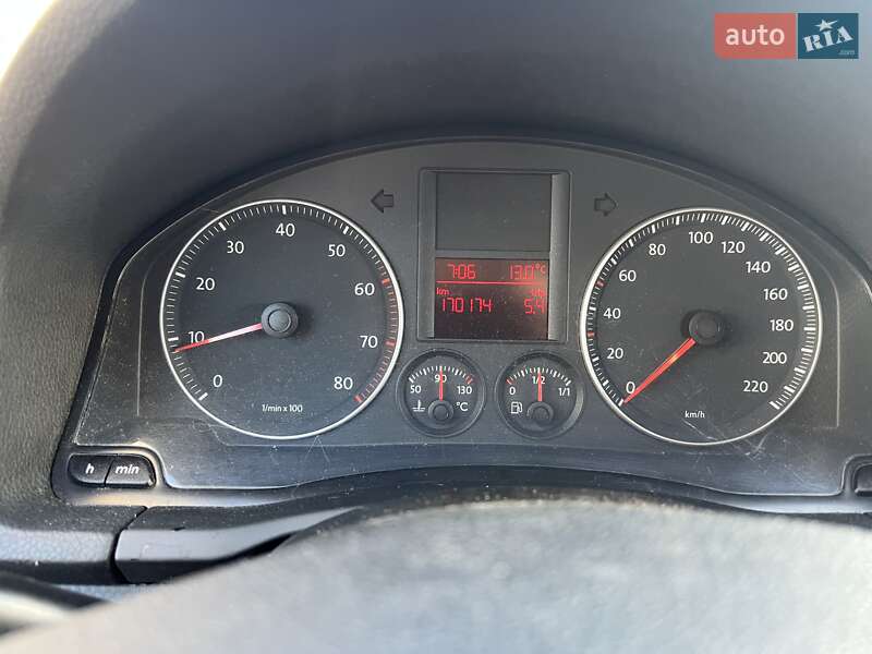 Хетчбек Volkswagen Golf 2008 в Вінниці