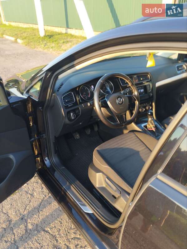 Універсал Volkswagen Golf 2015 в Пирятині