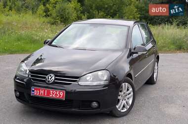 Хетчбек Volkswagen Golf 2008 в Звягелі
