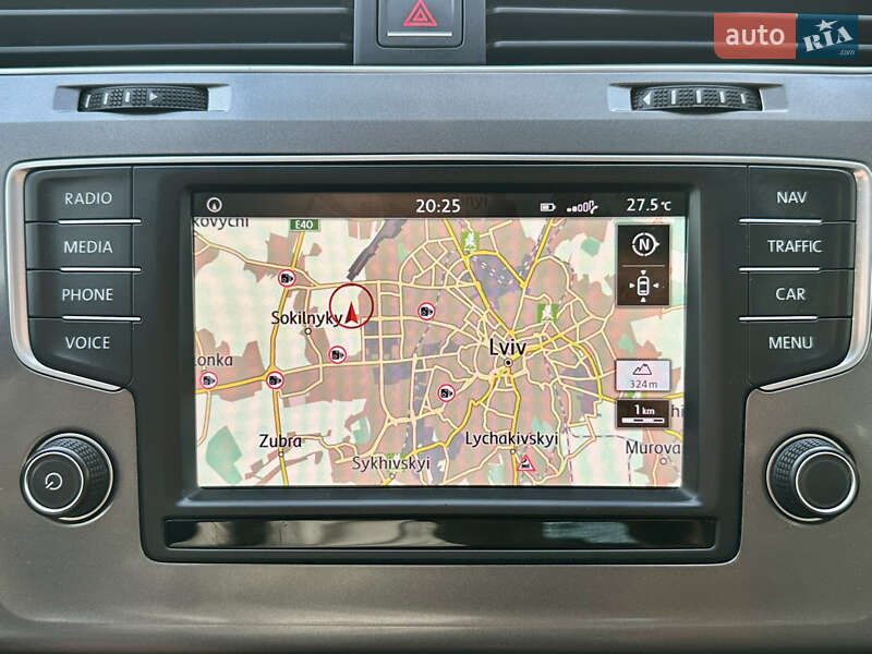 Універсал Volkswagen Golf 2015 в Львові