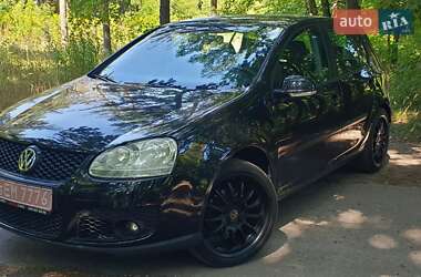 Хэтчбек Volkswagen Golf 2005 в Лубнах