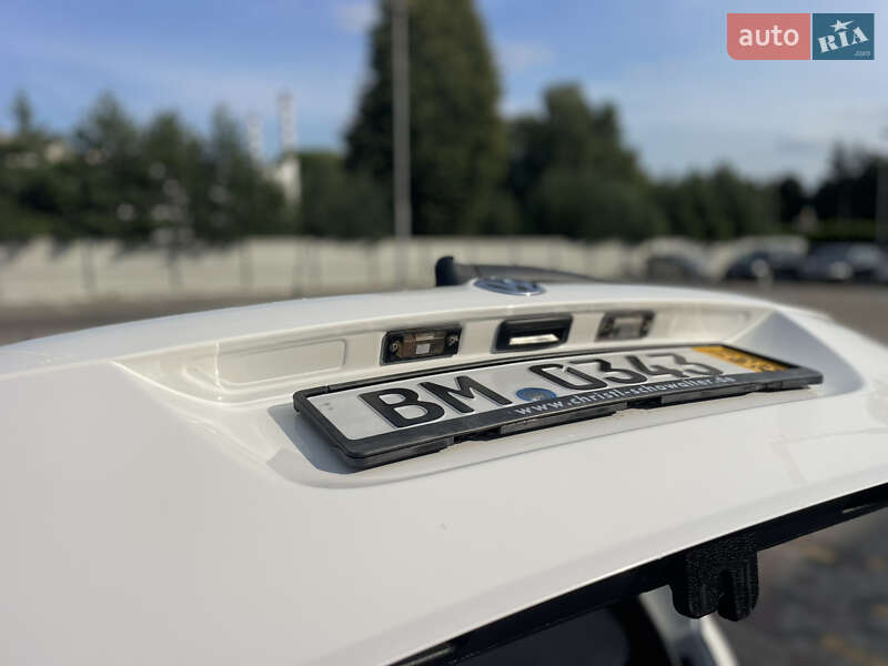 Універсал Volkswagen Golf 2009 в Луцьку