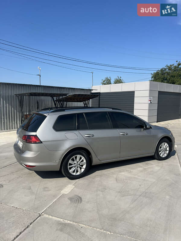 Універсал Volkswagen Golf 2017 в Білій Церкві