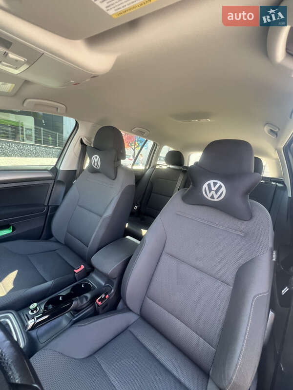 Універсал Volkswagen Golf 2017 в Білій Церкві