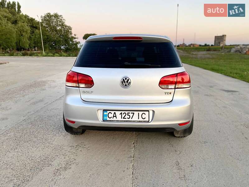 Хетчбек Volkswagen Golf 2009 в Монастирищеві