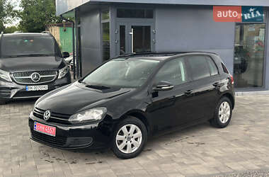 Хетчбек Volkswagen Golf 2010 в Рівному