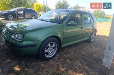 Хетчбек Volkswagen Golf 1998 в Червонознам'янці
