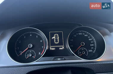 Хэтчбек Volkswagen Golf 2012 в Киеве