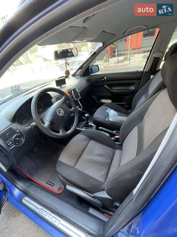 Универсал Volkswagen Golf 2000 в Ковеле