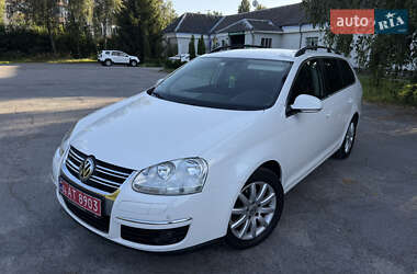 Универсал Volkswagen Golf 2009 в Звягеле