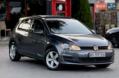 Хэтчбек Volkswagen Golf 2016 в Хмельницком