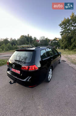 Универсал Volkswagen Golf 2014 в 