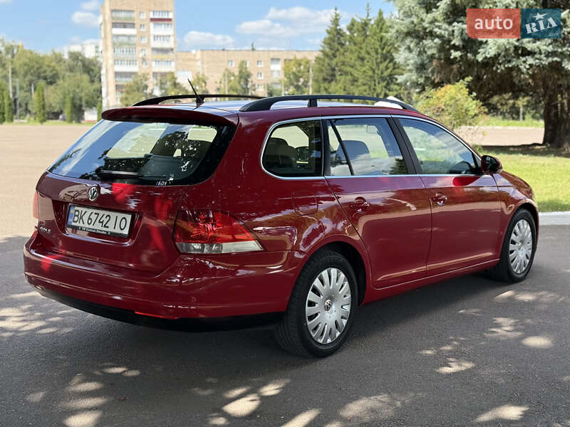 Універсал Volkswagen Golf 2008 в Рівному фото 24 Універсал Volkswagen Golf 2008 в Рівному