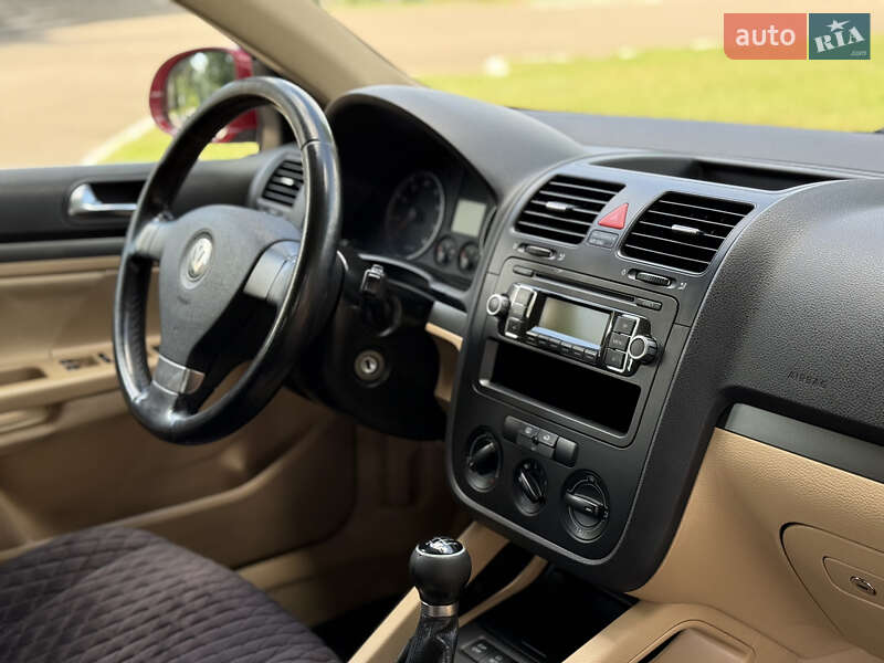 Універсал Volkswagen Golf 2008 в Рівному фото 52 Універсал Volkswagen Golf 2008 в Рівному
