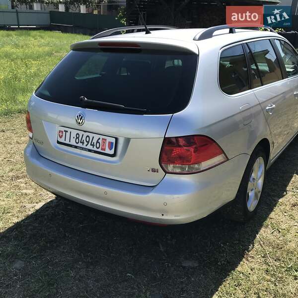 Універсал Volkswagen Golf 2009 в Хусті