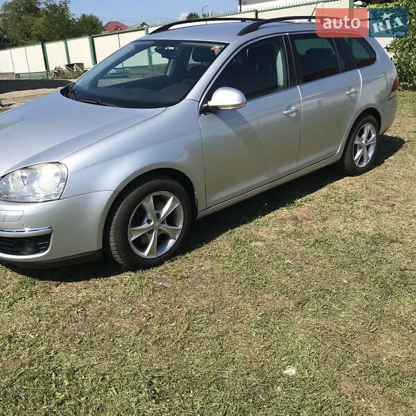 Універсал Volkswagen Golf 2009 в Хусті