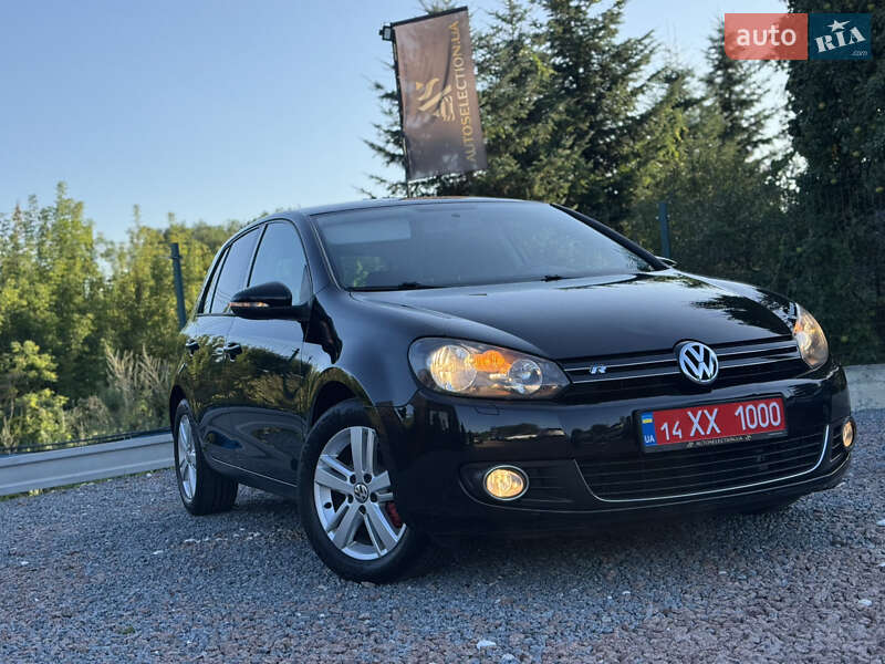 Хэтчбек Volkswagen Golf 2010 в Дрогобыче