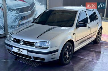 Хетчбек Volkswagen Golf 2005 в Львові