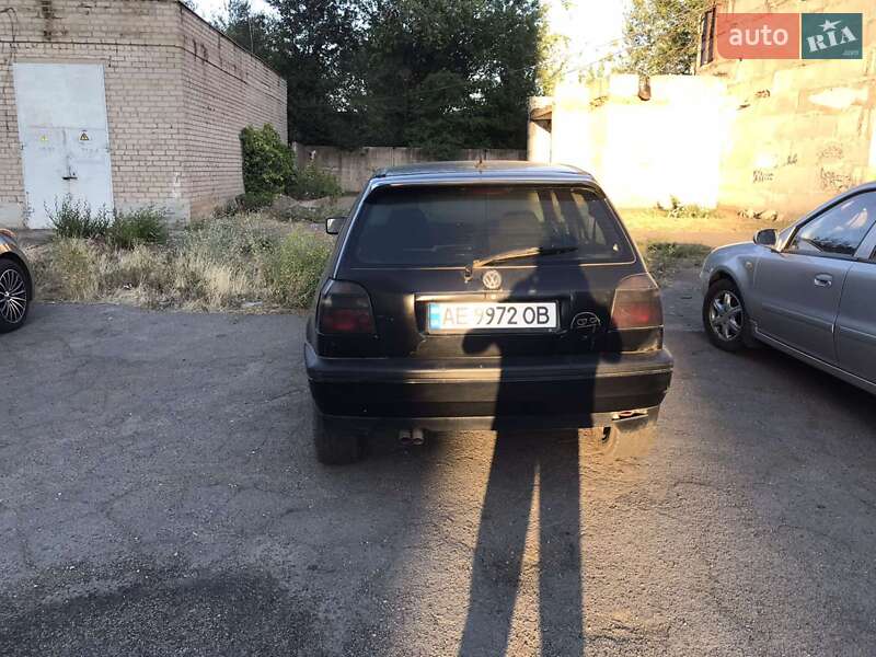 Хэтчбек Volkswagen Golf 1994 в Кривом Роге