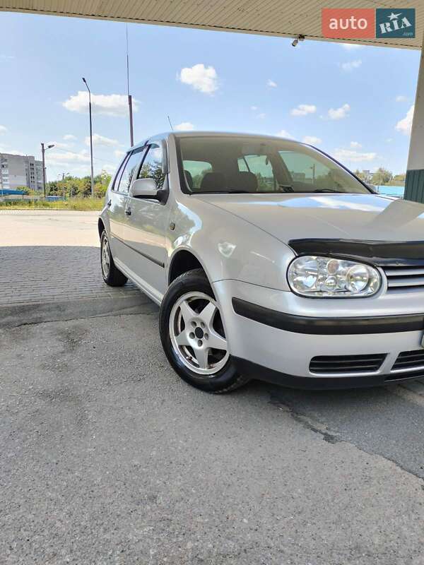Volkswagen Golf 1997