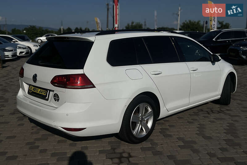 Универсал Volkswagen Golf 2014 в Мукачево