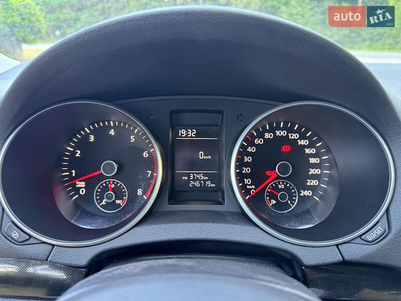 Хэтчбек Volkswagen Golf 2008 в Славуте