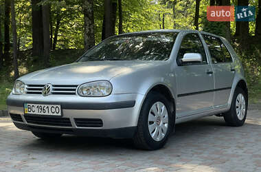 Хэтчбек Volkswagen Golf 2002 в Дрогобыче