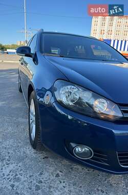 Универсал Volkswagen Golf 2013 в Киеве