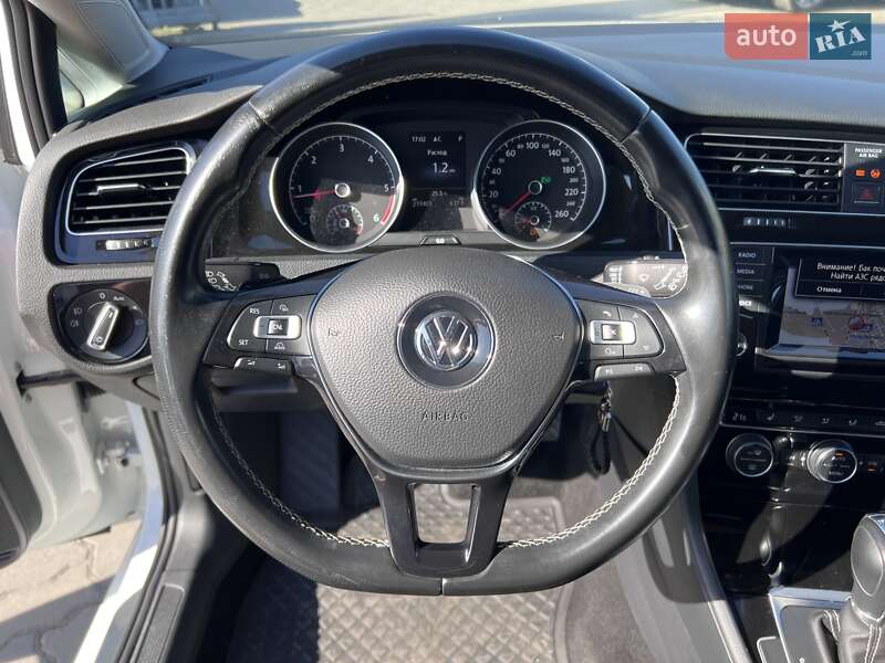 Універсал Volkswagen Golf 2014 в Нововолинську