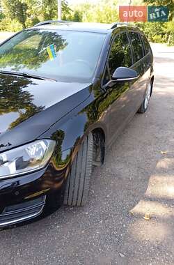 Универсал Volkswagen Golf 2015 в Подбуже