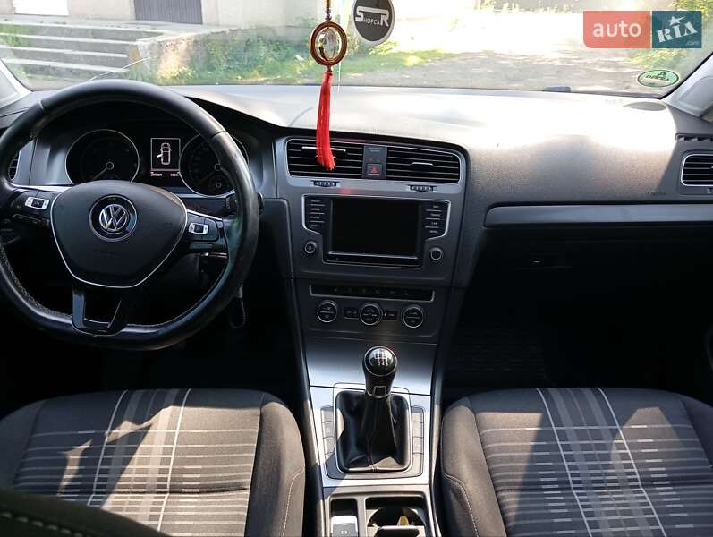 Универсал Volkswagen Golf 2015 в Дрогобыче фото 18 Универсал Volkswagen Golf 2015 в Дрогобыче