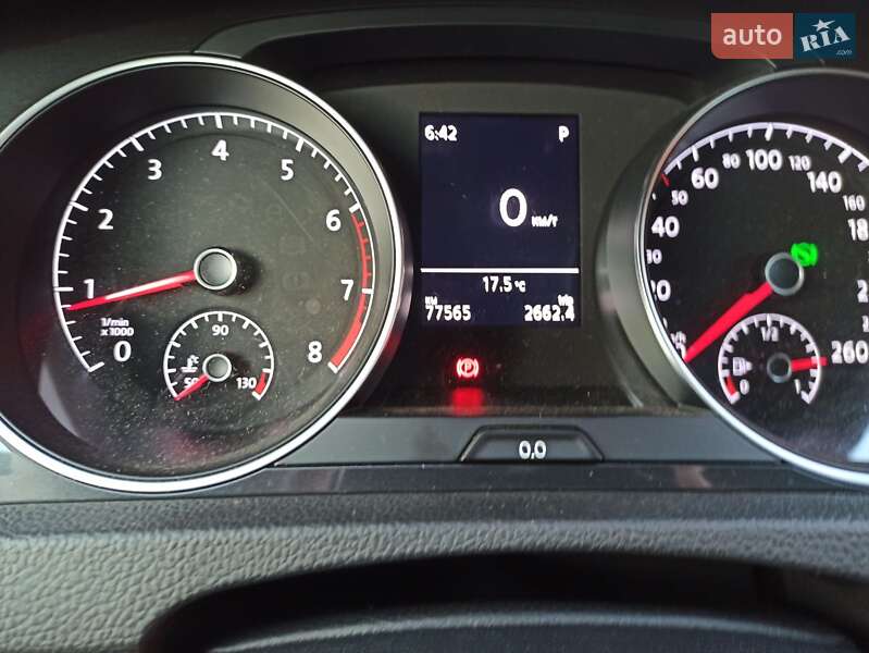 Хэтчбек Volkswagen Golf 2020 в Хмельницком