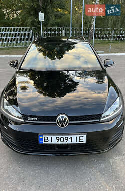 Универсал Volkswagen Golf 2016 в Черкассах
