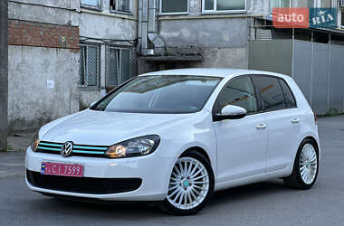 Хэтчбек Volkswagen Golf 2009 в Виннице