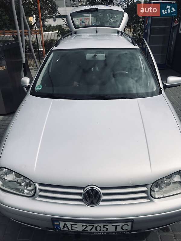 Універсал Volkswagen Golf 2000 в Кам'янському