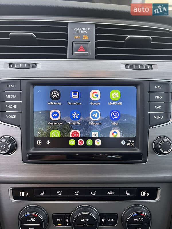 Хетчбек Volkswagen Golf 2016 в Чернівцях