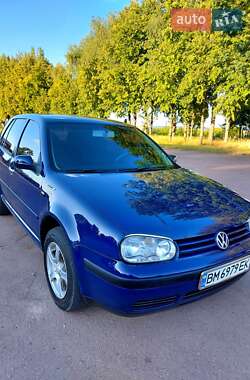 Хэтчбек Volkswagen Golf 2001 в Тростянце