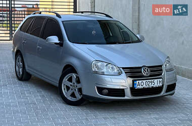 Универсал Volkswagen Golf 2009 в Ужгороде
