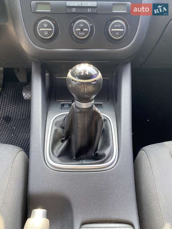 Универсал Volkswagen Golf 2008 в Софиевской Борщаговке