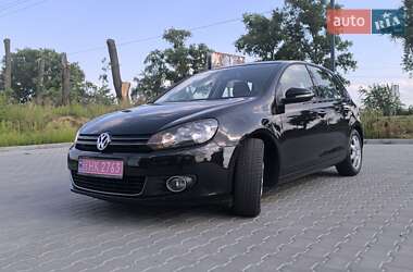 Хетчбек Volkswagen Golf 2009 в Києві