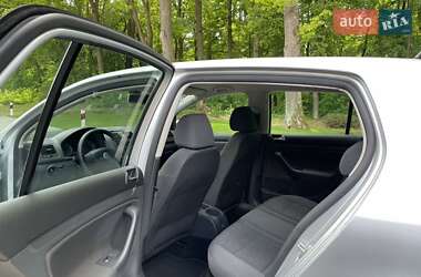Хэтчбек Volkswagen Golf 2008 в Чернигове