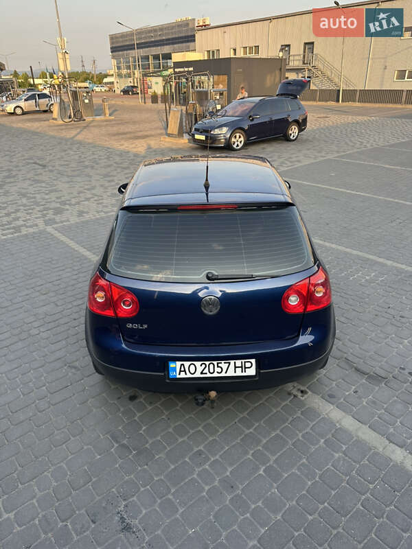 Хетчбек Volkswagen Golf 2007 в Мукачевому