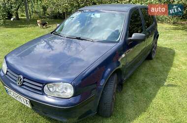 Хэтчбек Volkswagen Golf 2000 в Львове