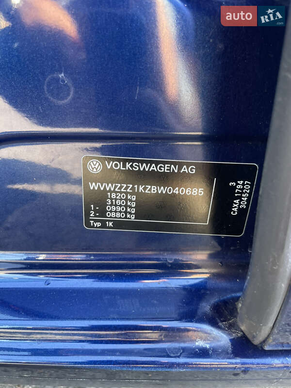 Хэтчбек Volkswagen Golf 2010 в Одессе