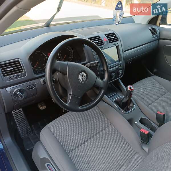Универсал Volkswagen Golf 2008 в Ивано-Франковске