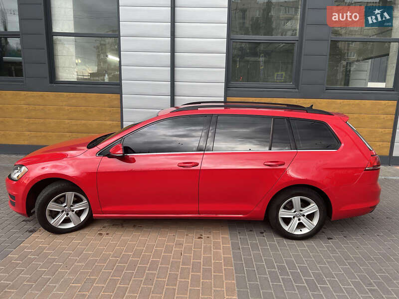 Універсал Volkswagen Golf 2015 в Білій Церкві