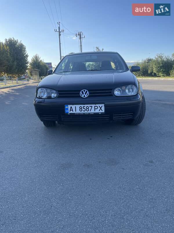 Volkswagen Golf 2001