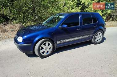 Хэтчбек Volkswagen Golf 2001 в Днепре